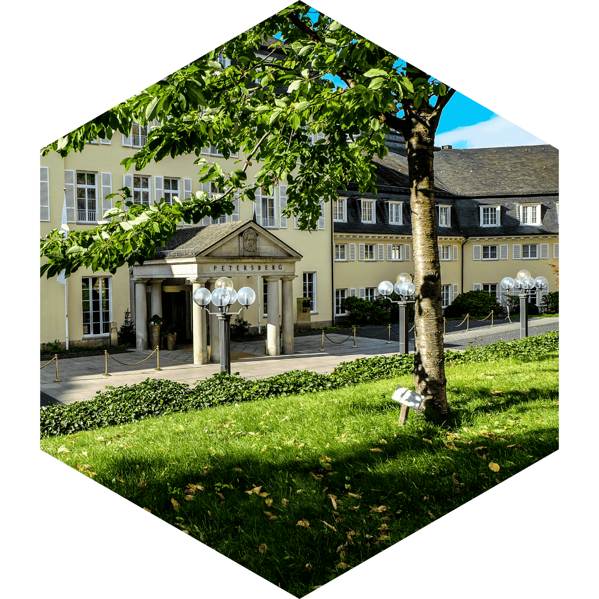 UI Design Petersberg – Seiteneingang