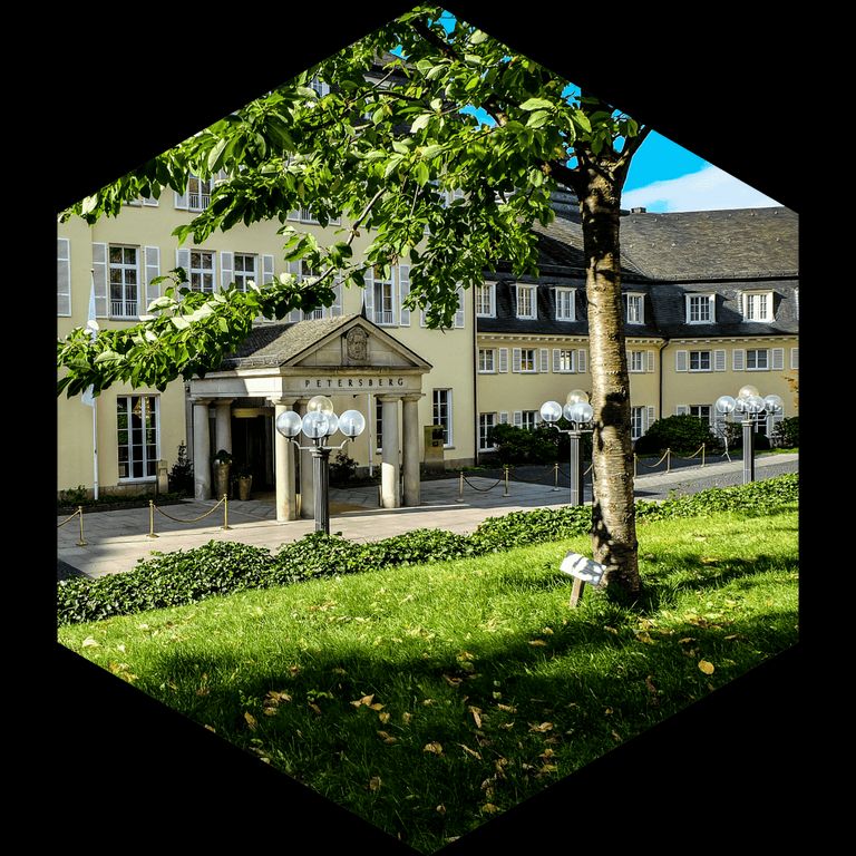 UI Design Petersberg – Seiteneingang